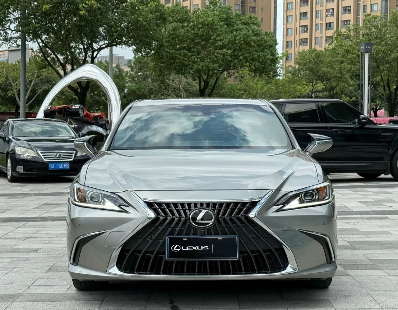 Lexus ES (Imported) 2022 ES300h 2.5 Stepless Excellence Edition Automatic Gear 2