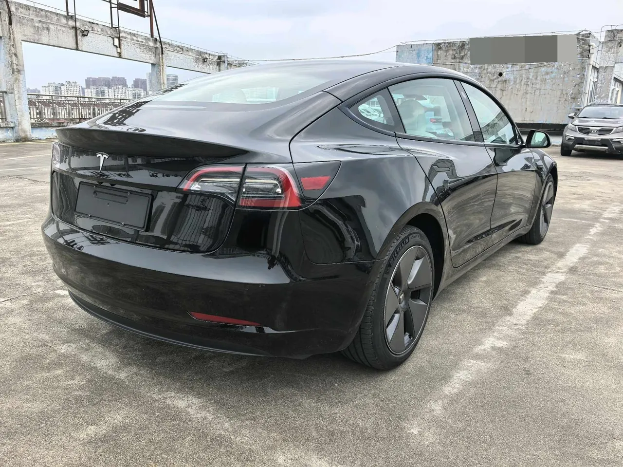 Tesla 2022 Model 3 rear-wheel drive version of automatic transmission 7