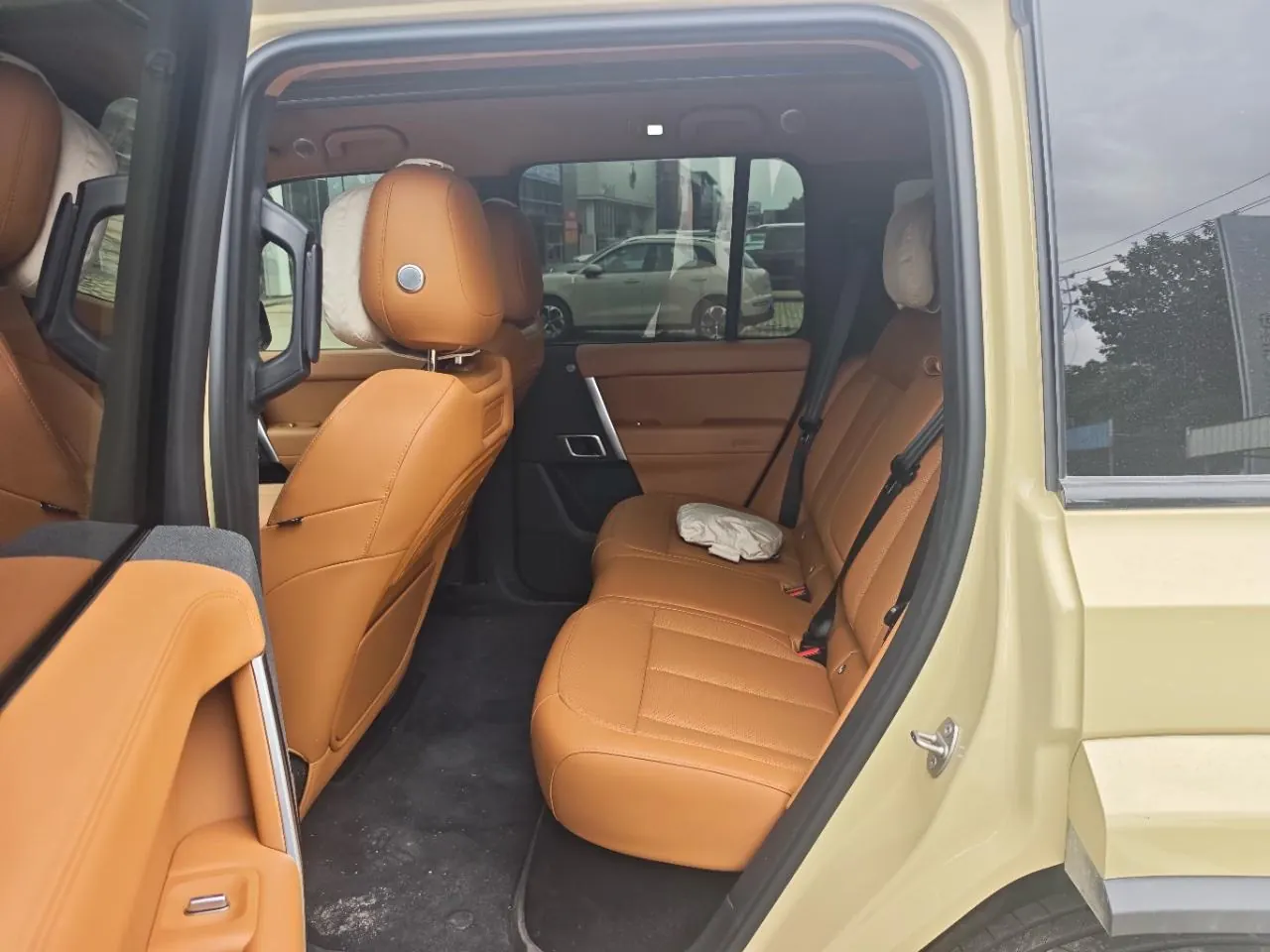 ICAR 2026 iCAR V 27 200KM 4WD Falcon 700 Automatic 3