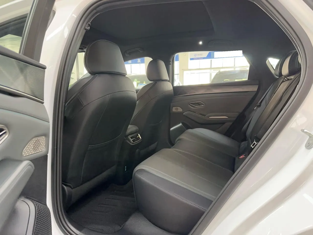 BYD 2025 Qin L DM-i 1.5 stepless smart driving version 120KM Exceed automatic gear 9