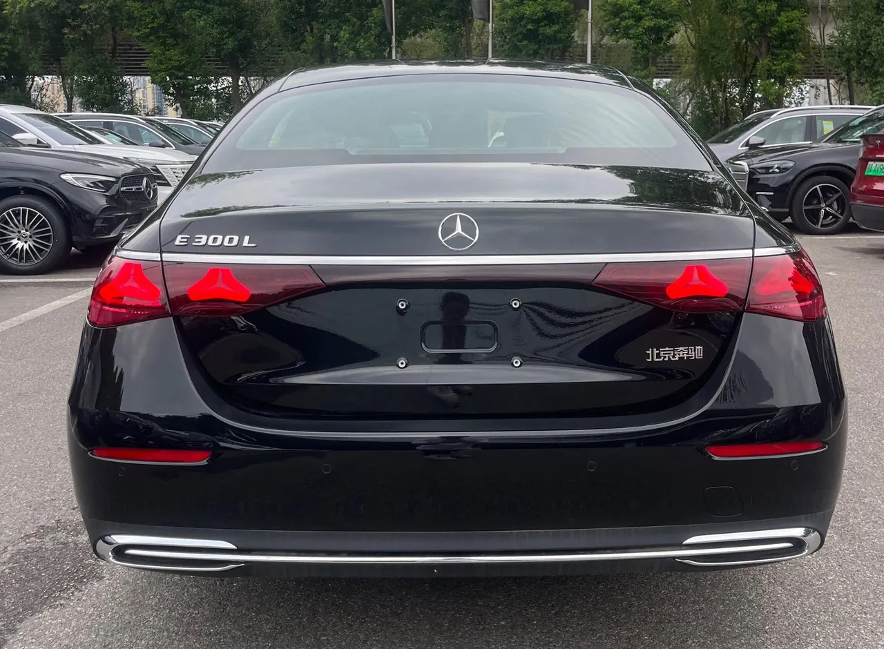 Mercedes Benz E Class 2026 E 300 L 48V 2.0T Luxury (Modified) Automatic Gear 6
