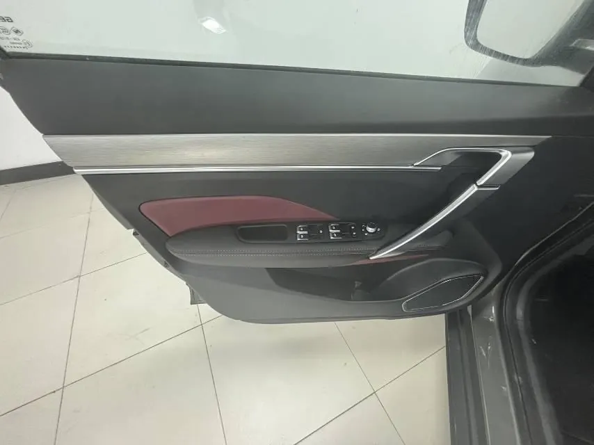 Geely 2021 Plantronics 1.4T Diamond Edition Automatic Gear 17