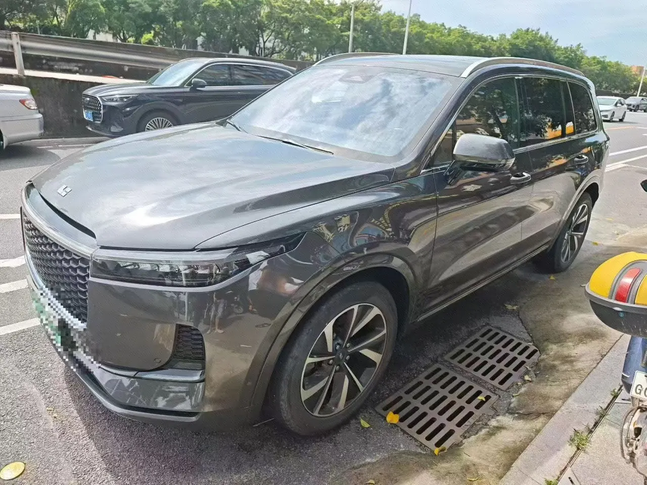 Open image lightbox: Li 2021 ONE 1.2T extended range 6-seat automatic gear