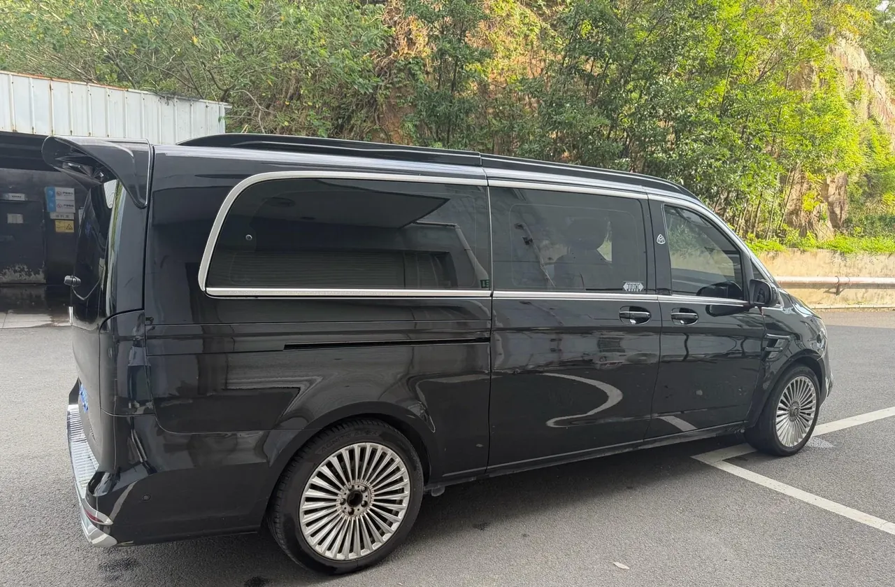 Mercedes Benz 2021 Vito 2.0T Elite Edition 7-seat Automatic Gear 6