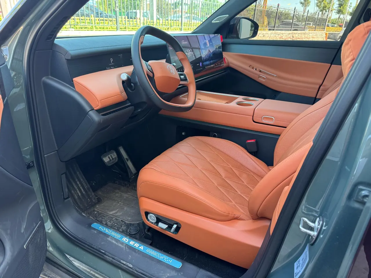 Volkswagen 2026 ID.ERA 9X Max 4-wheel drive automatic gear 3