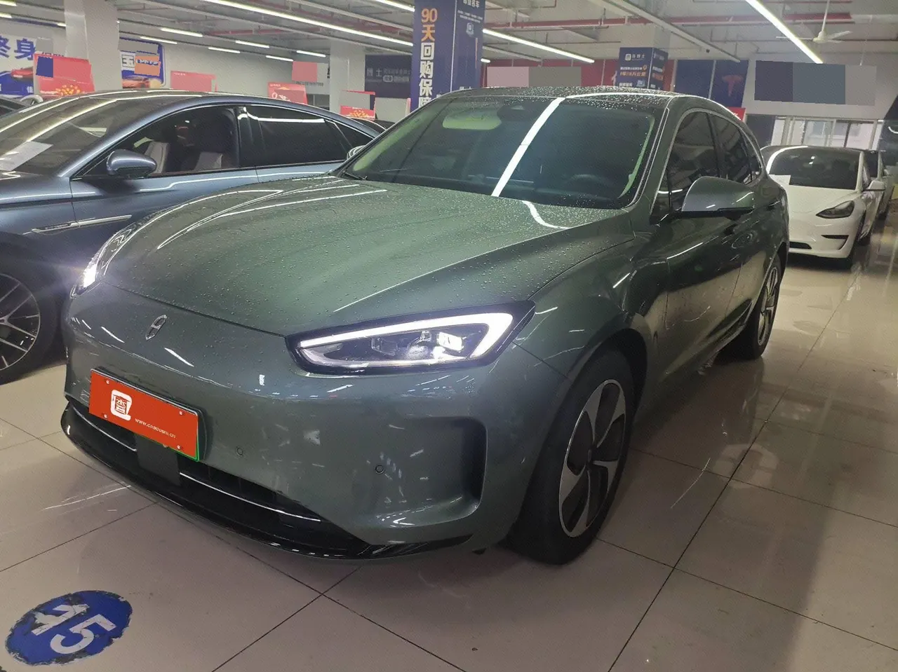 Open image lightbox: AITO 2022 AITO M5 EV rear drive standard version automatic gear