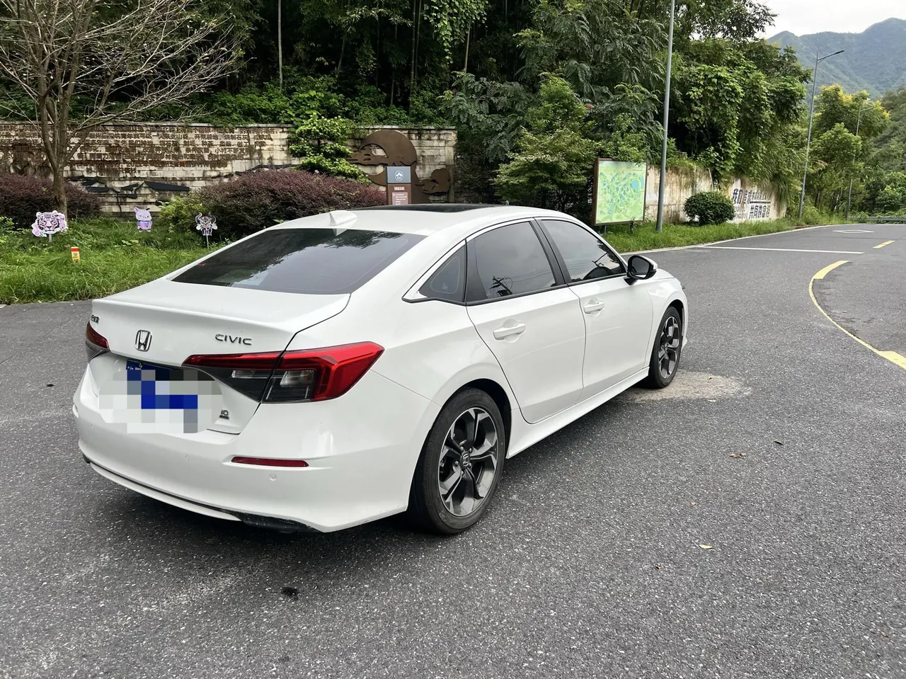 Honda 2022 Civic 1.5T Stepless 240TURBO Automatic Gear 3