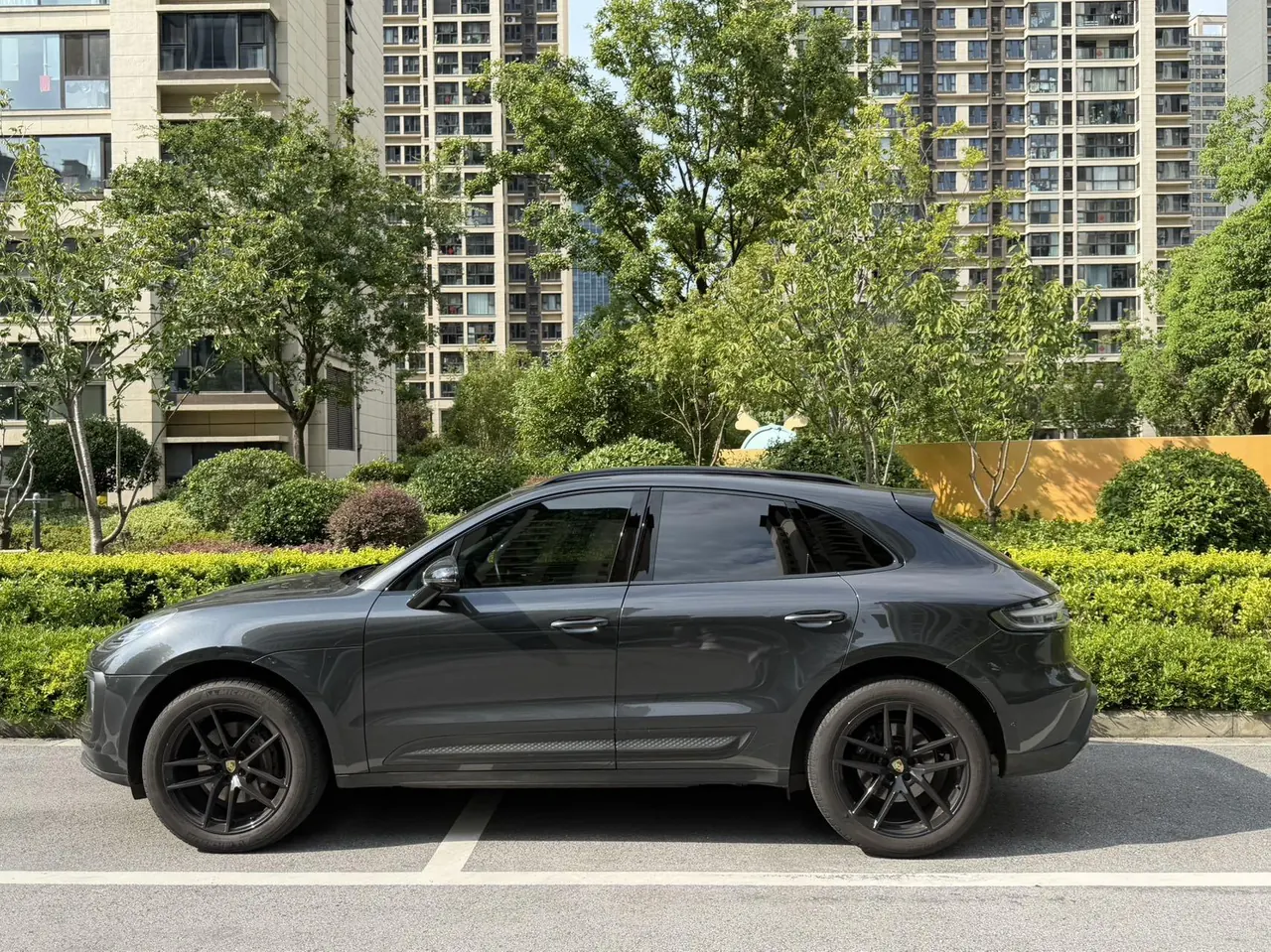 Porsche Macan (Imported) 2022 Macan 2.0T Automatic Gear 2
