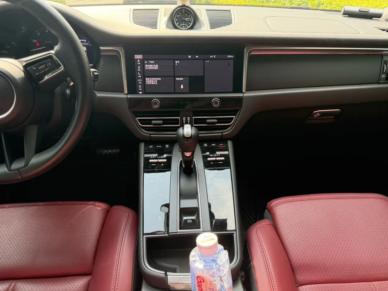Porsche Macan (Imported) 2022 Macan 2.0T Automatic Gear 3