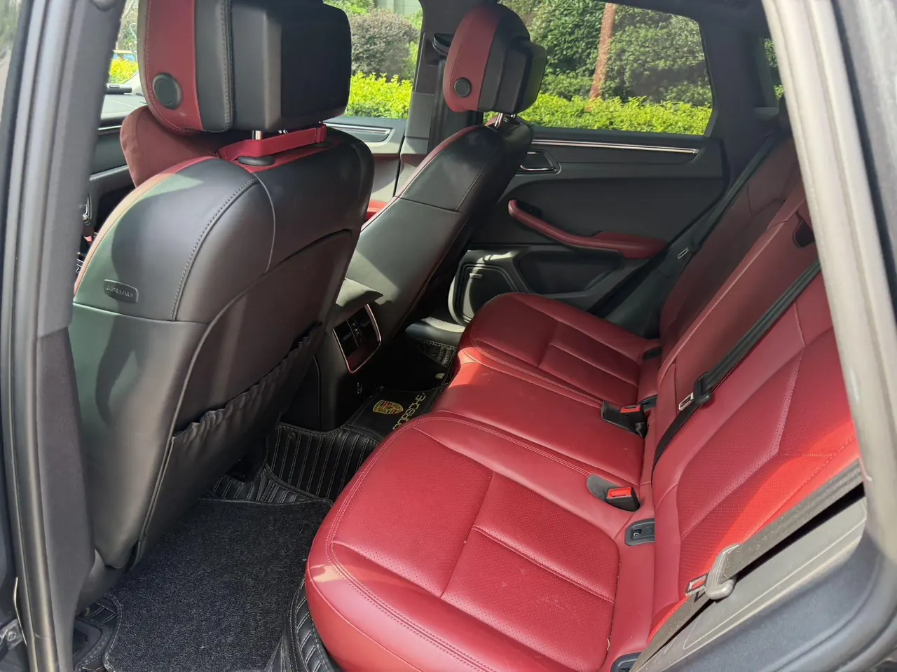Porsche Macan (Imported) 2022 Macan 2.0T Automatic Gear 4