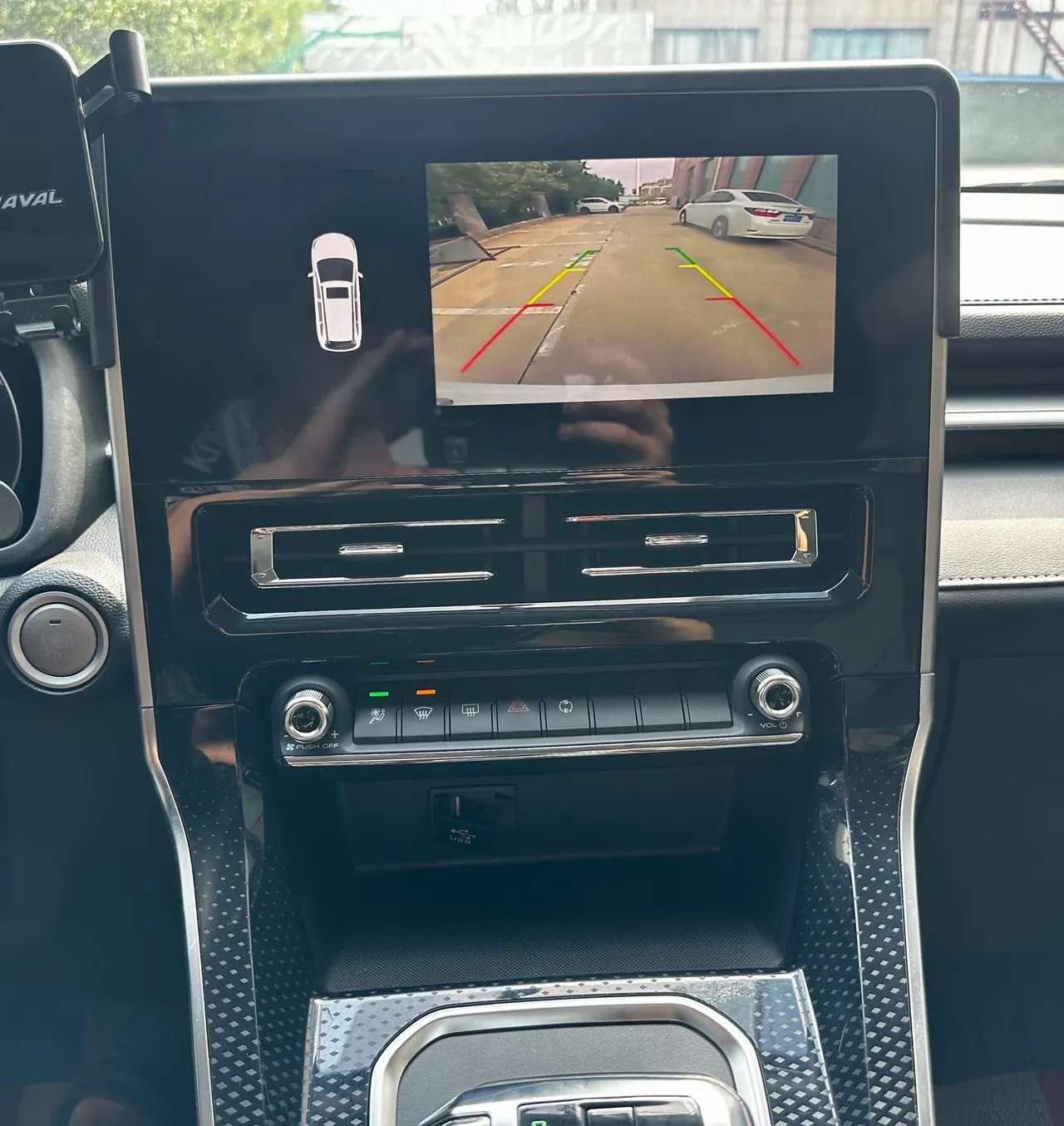 Haval 2021 M6 PLUS 1.5T Luxury Smart Joint Automatic Gear 10
