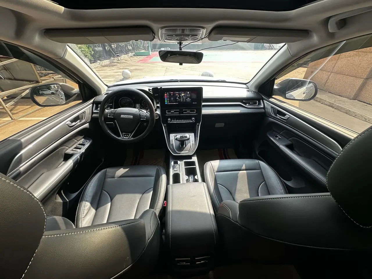 Haval 2021 M6 PLUS 1.5T Luxury Smart Joint Automatic Gear 12
