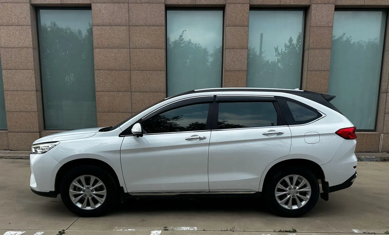 Haval 2021 M6 PLUS 1.5T Luxury Smart Joint Automatic Gear 4