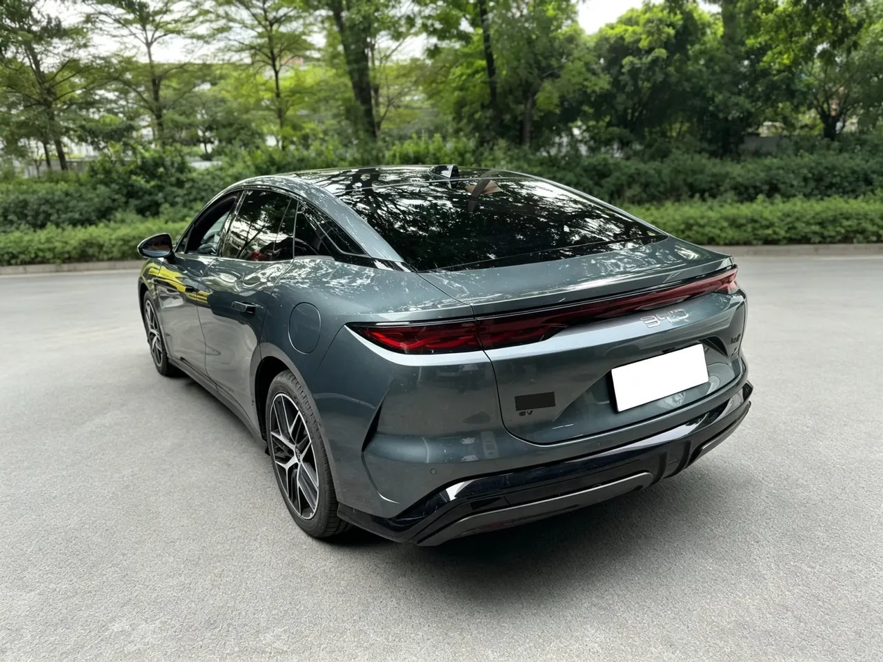 BYD 2025 Han L EV four-wheel drive laser Radar flagship automatic gear 7