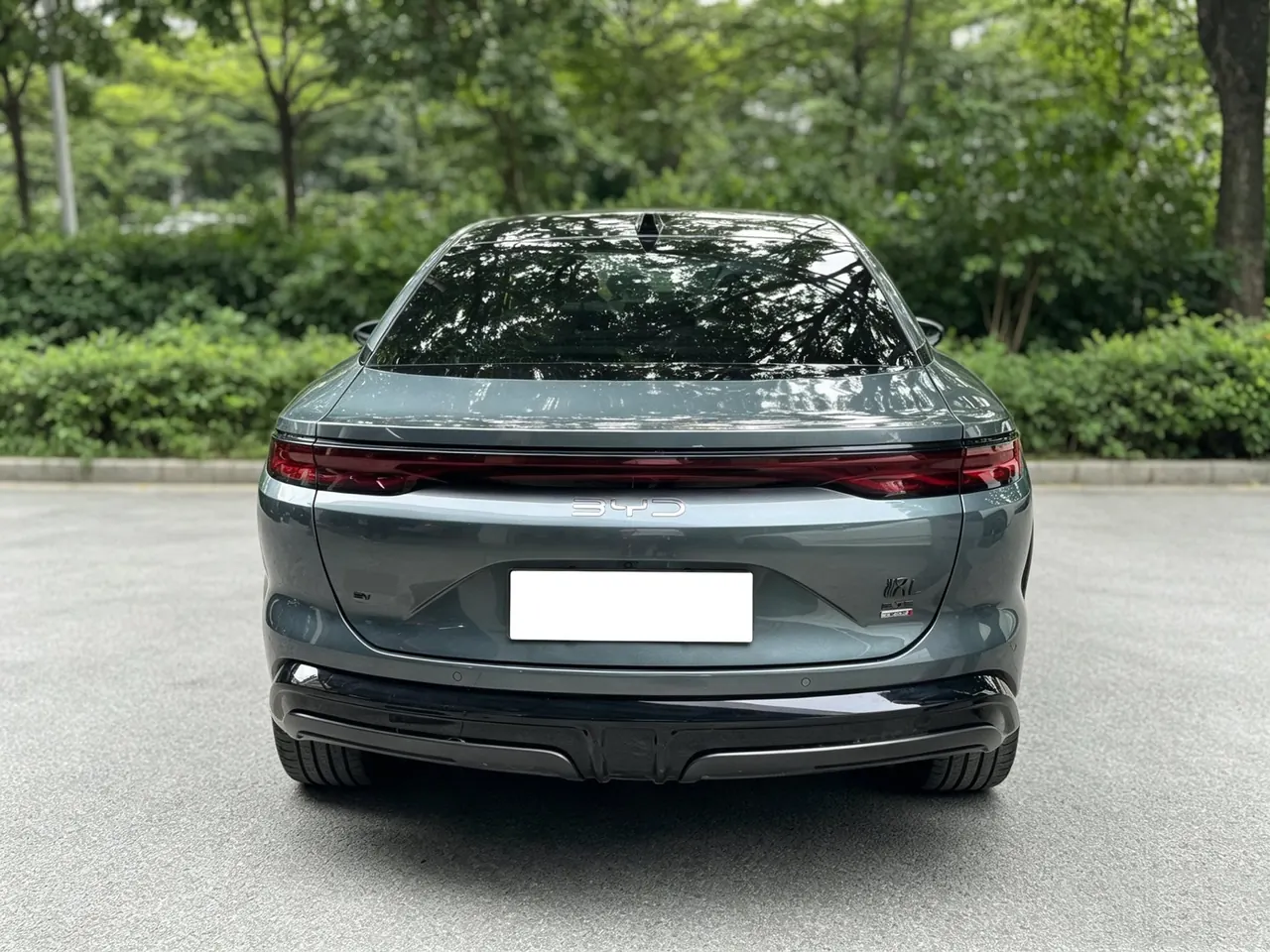 BYD 2025 Han L EV four-wheel drive laser Radar flagship automatic gear 8