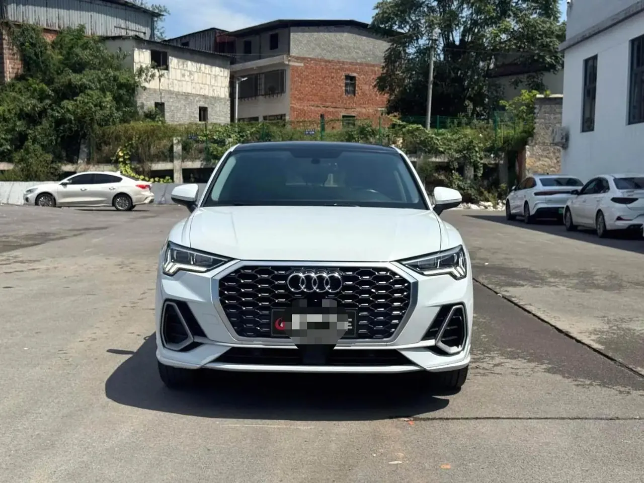 Audi 2021 Q3 Sportback 2.0TFSI 40TFSI into the life version of automatic gear 2