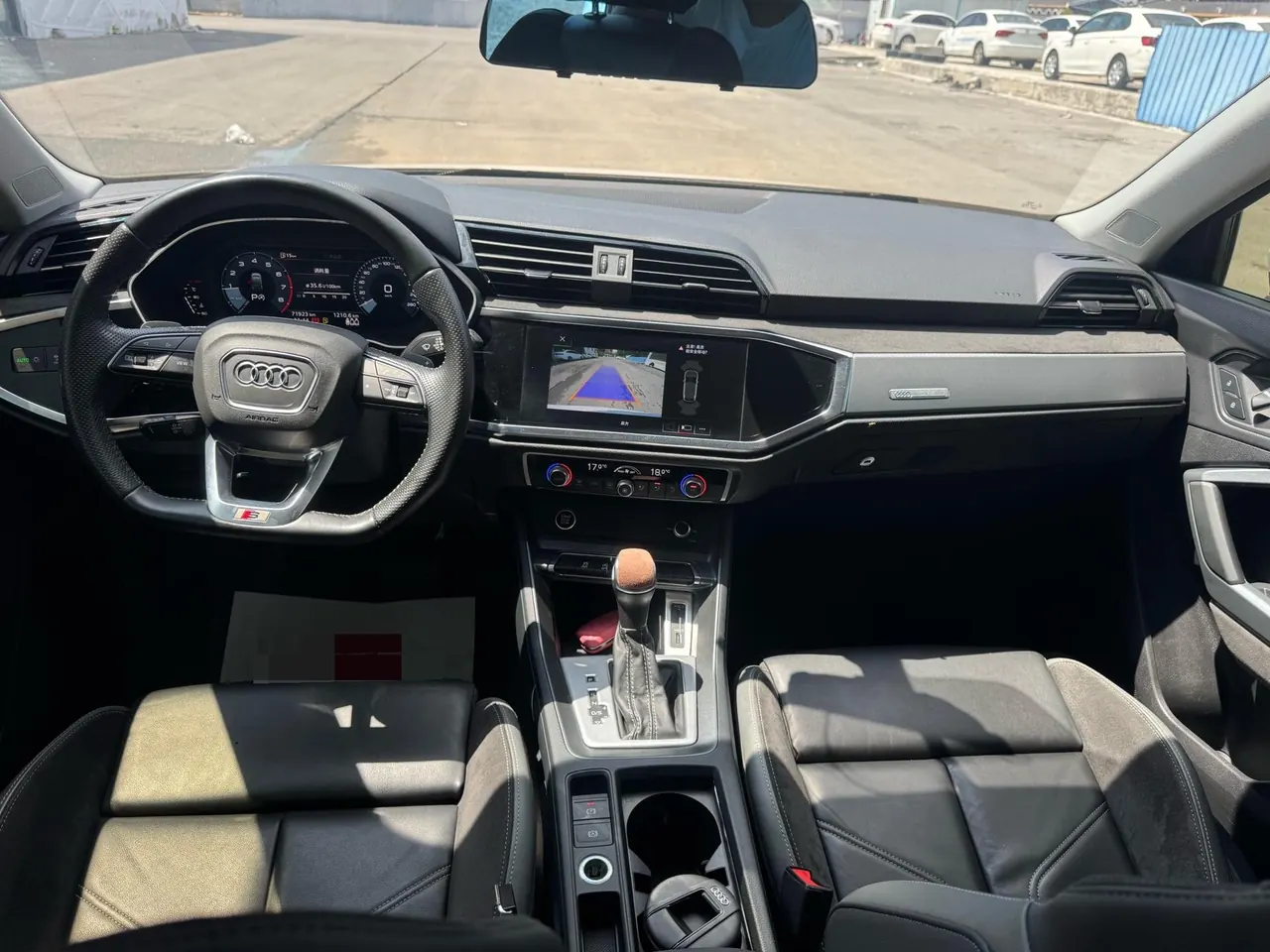 Audi 2021 Q3 Sportback 2.0TFSI 40TFSI into the life version of automatic gear 5