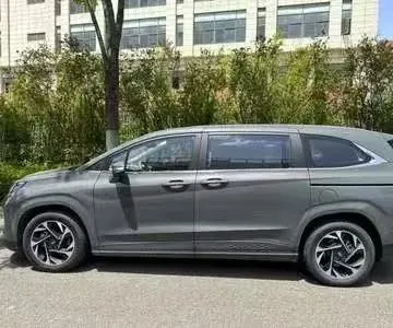 Hyundai 2021 Kusto 1.5TGDi 270TGDi LUX Premium Edition Automatic Gear 3