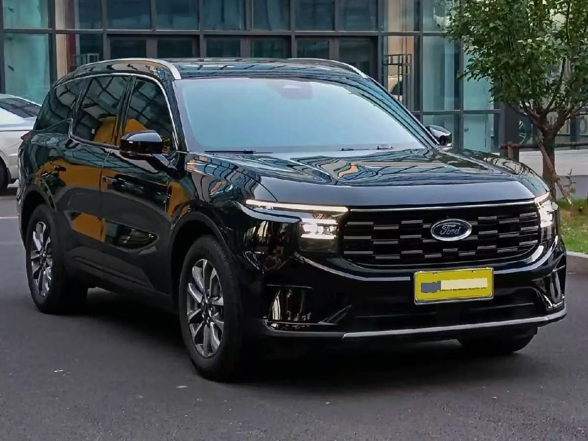 Ford 2023 Ruijie L 2.0T EcoBoost Two-wheel Drive 7-seat Luxury Automatic Gear 3