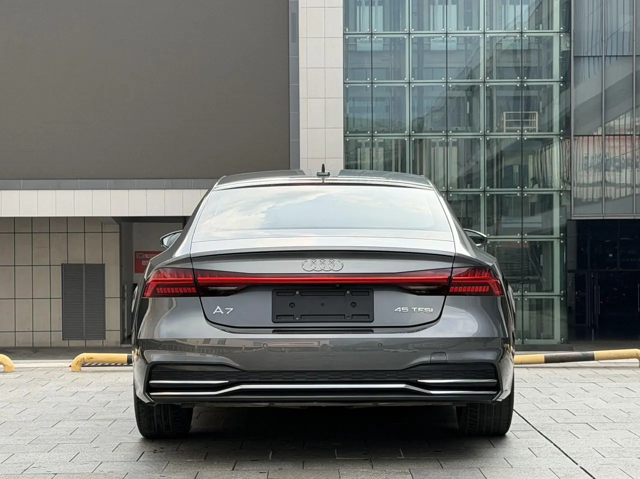 Audi A7 (Imported) 2021 A7 Sportback 2.0TFSI 45TFSI Automatic Gear Selection 8