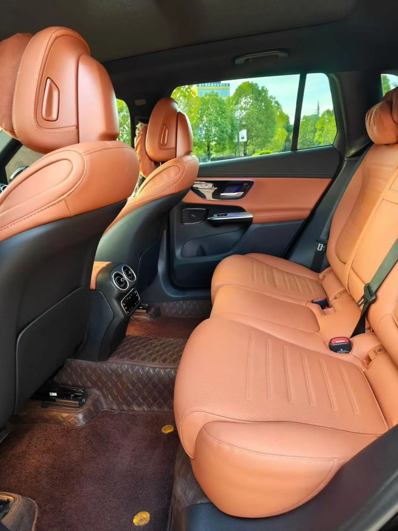 Mercedes Benz 2025 GLC 260 L 4MATIC 48V 2.0T Luxury (Modified) Automatic Gear 6