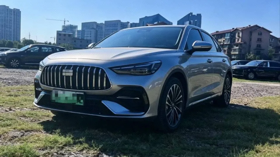 Geely Galaxy 2025 xingyao 6 EM-i 1.5 125km sailing version automatic gear - View 1