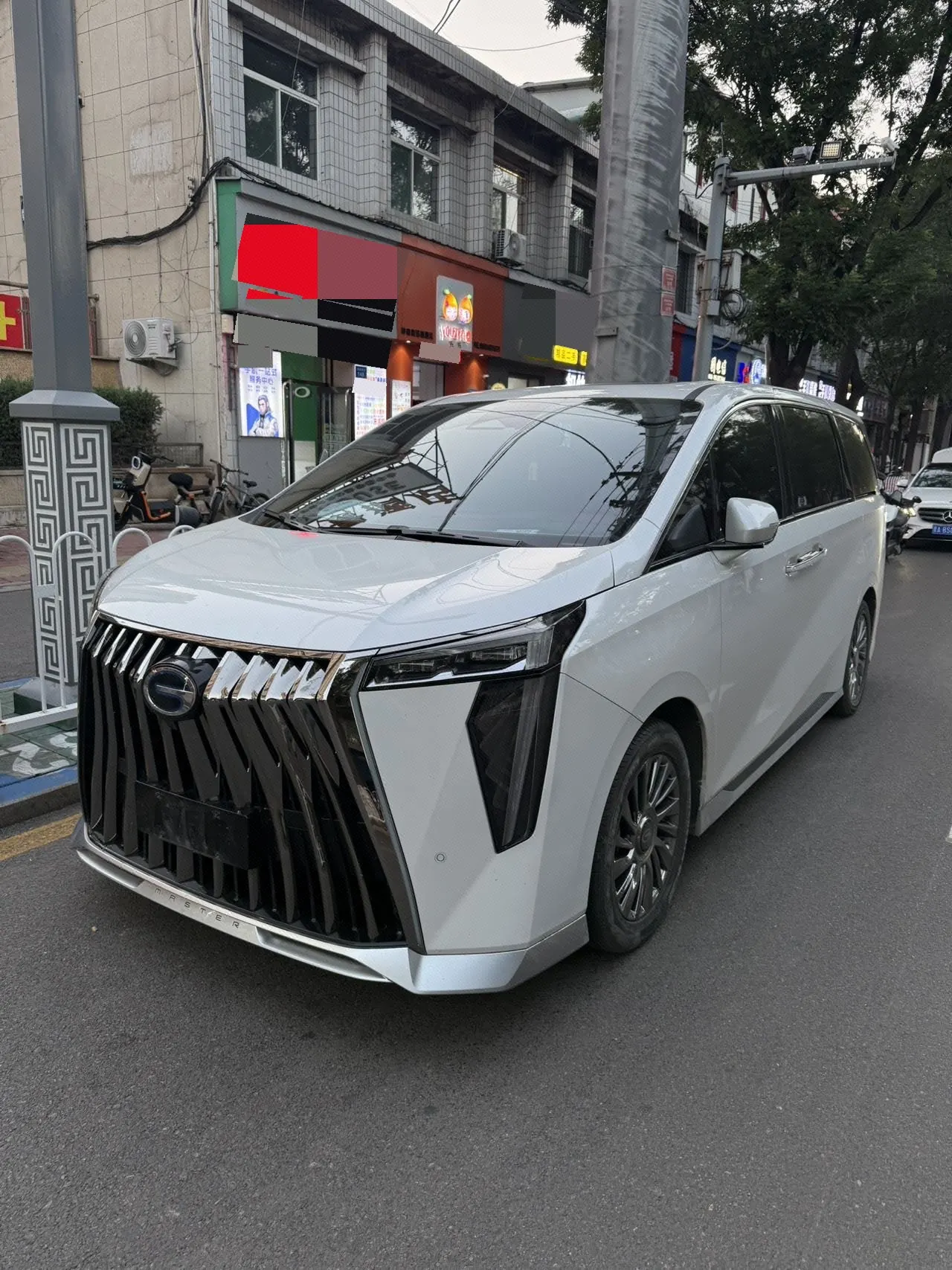 打开图片灯箱:Chuanqi 2023 M8 Double Engine 2.0T Stepless Master Series Extreme Automatic Gear