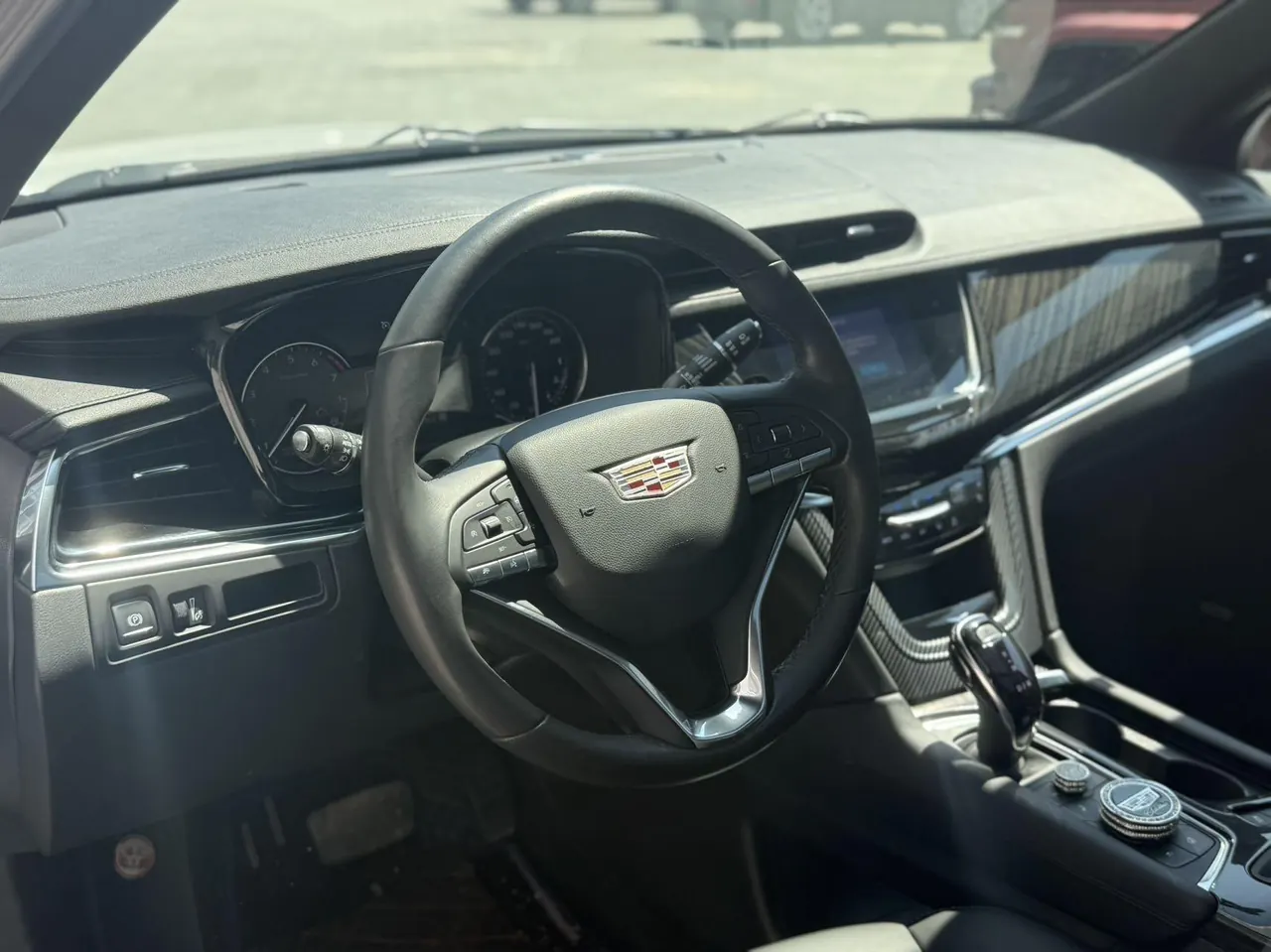 Cadillac 2021 XT6 2.0T 28T 6-seat four-wheel drive luxury automatic gear 5