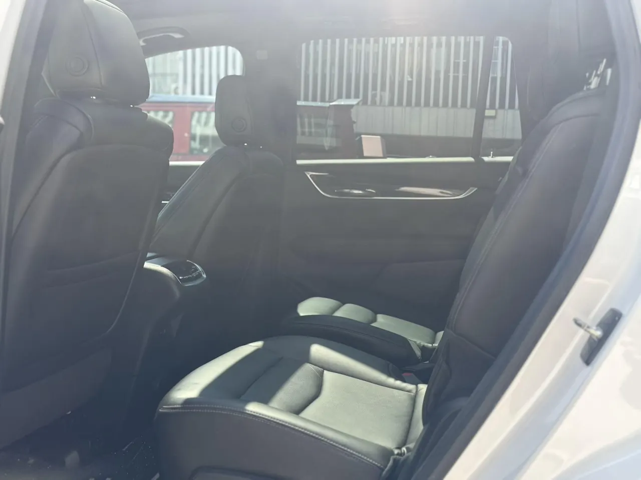 Cadillac 2021 XT6 2.0T 28T 6-seat four-wheel drive luxury automatic gear 7