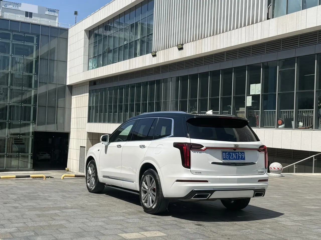 Cadillac 2021 XT6 2.0T 28T 6-seat four-wheel drive luxury automatic gear 8