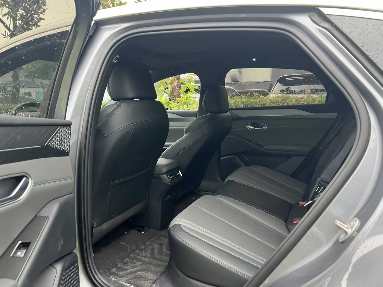 BYD 2025 Qin L EV 545KM Excellent Automatic Gear 4