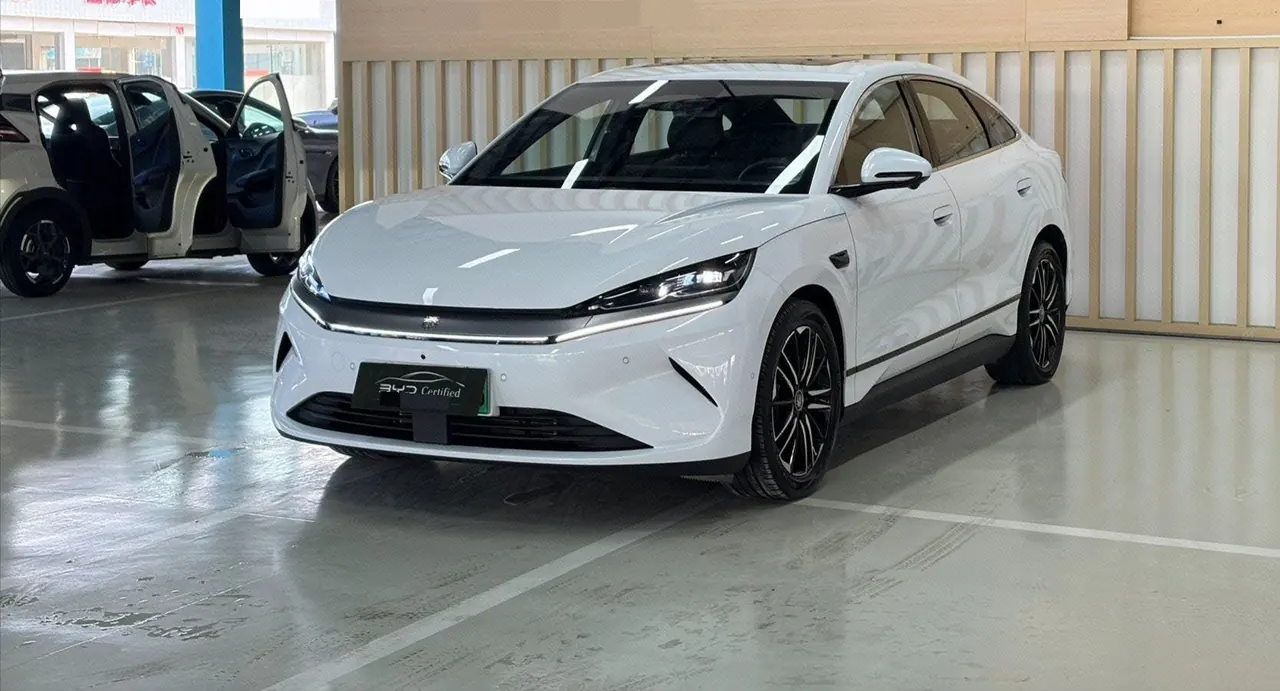 Open image lightbox: BYD 2025 Qin L EV 545KM cloud chariot type automatic gear
