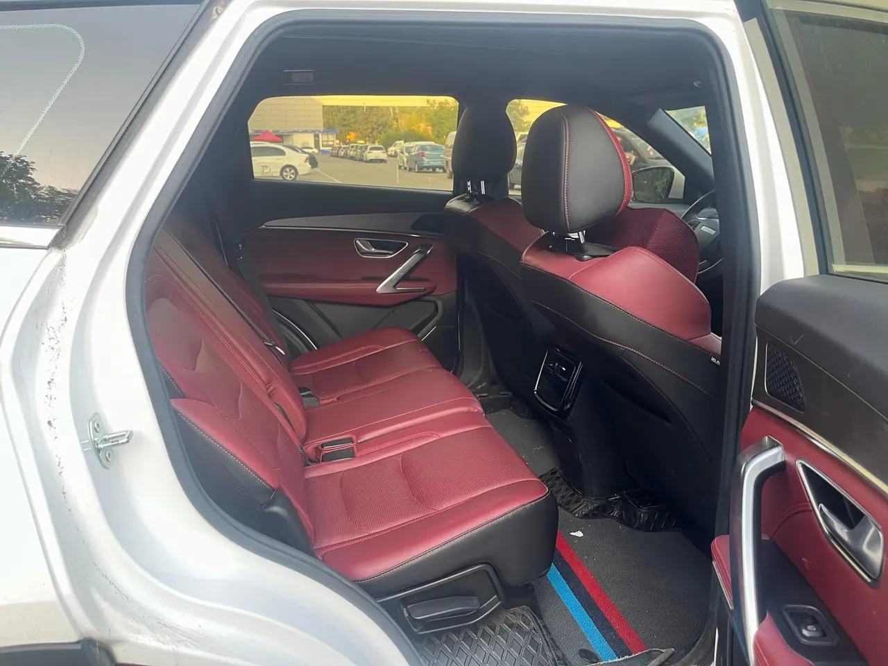 Jetour 2023 X70 PLUS 1.5T self-improvement PRO5 automatic gear 8