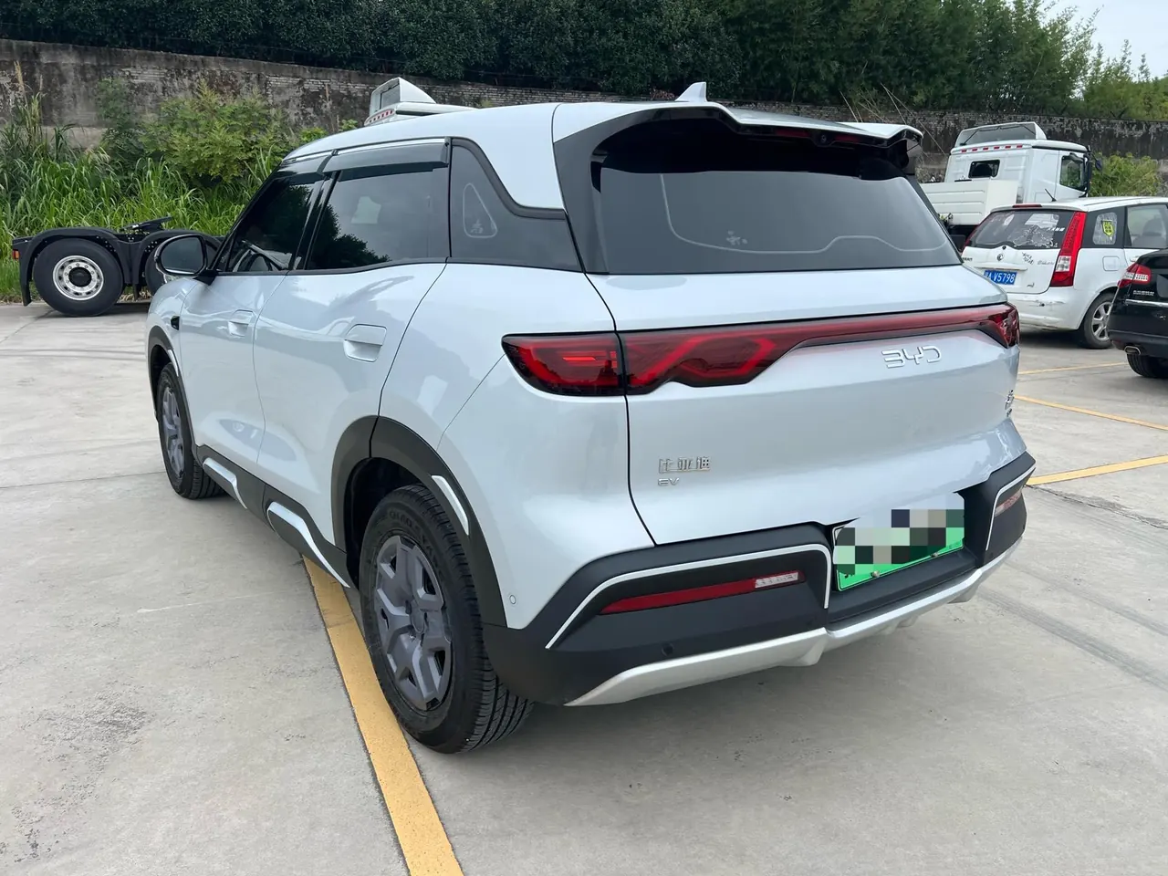 BYD 2025 Yuan UP Smart Driving 401KM Vital Automatic Gear 4