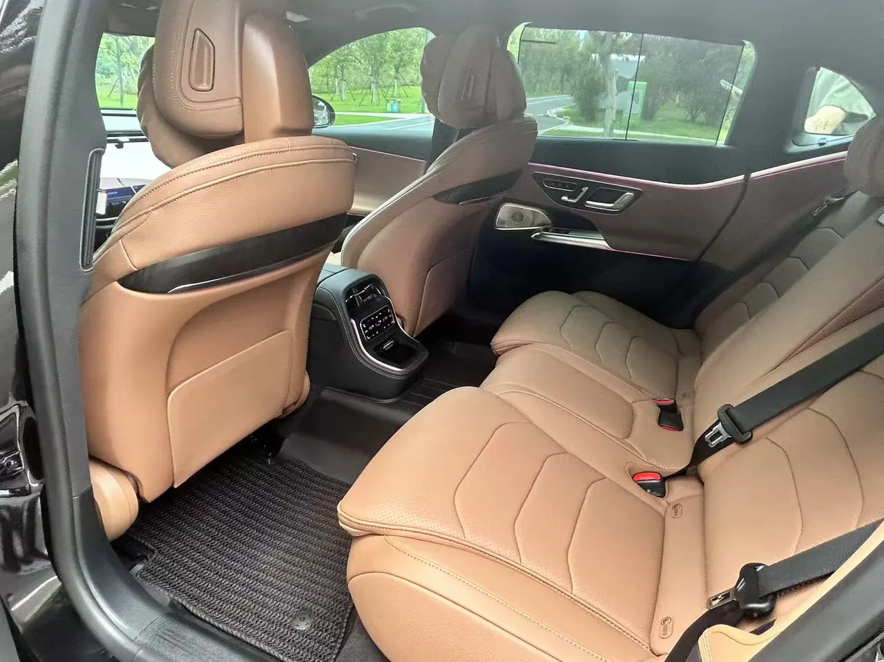 Mercedes Benz E Class 2025 E 300 L 48V 2.0T Distinguished Sports Automatic 6