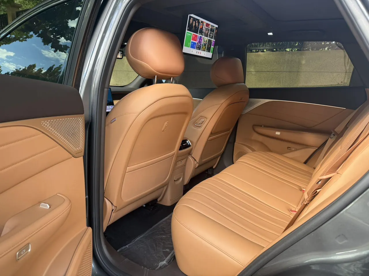 Aeolus 2025 L8 1.5T 185KM Dream Edition Automatic Gear 9