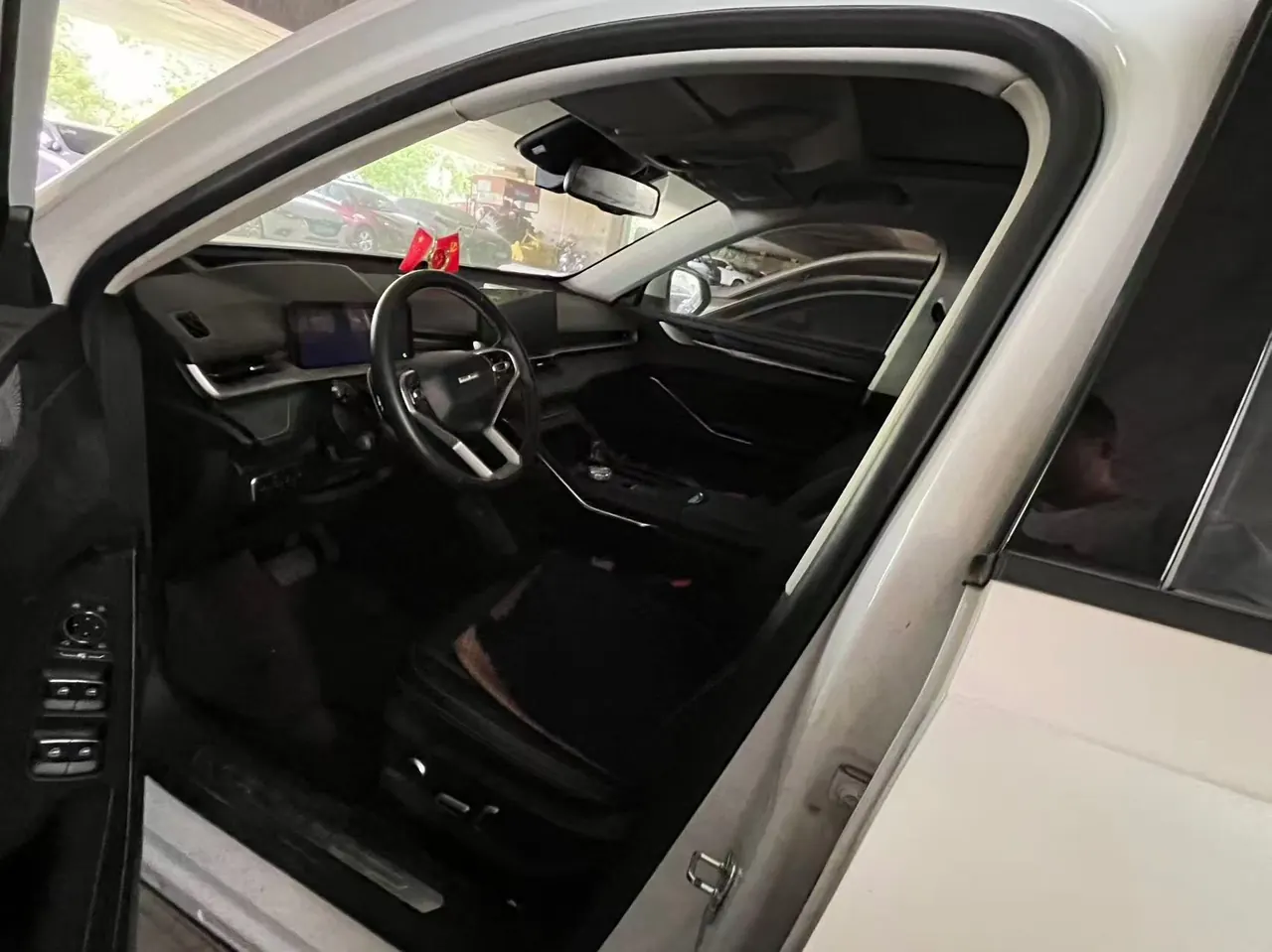 Haval 2021 H6 1.5T Two-Drive Supreme Automatic Gear 2