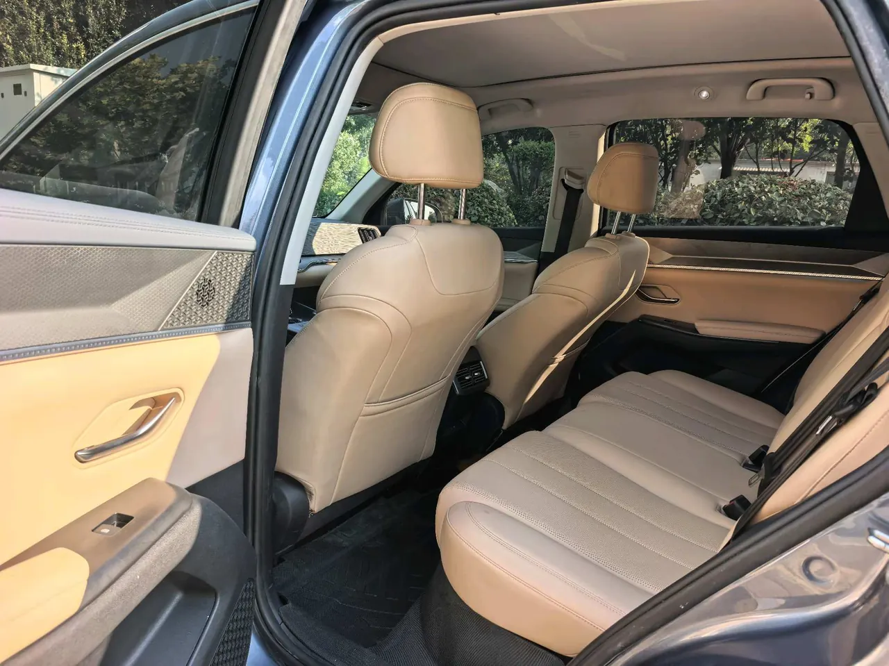 BYD Song Pro New Energy 2025 Song Pro DM-i 1.5 Stepless 115KM Exceed Automatic Gear 9