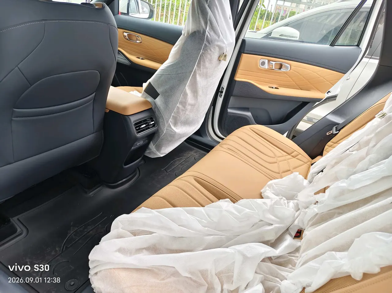Geely Galaxy 2025 Starship 7 EM-i 1.5 120km Sailing Edition Automatic Gear 4