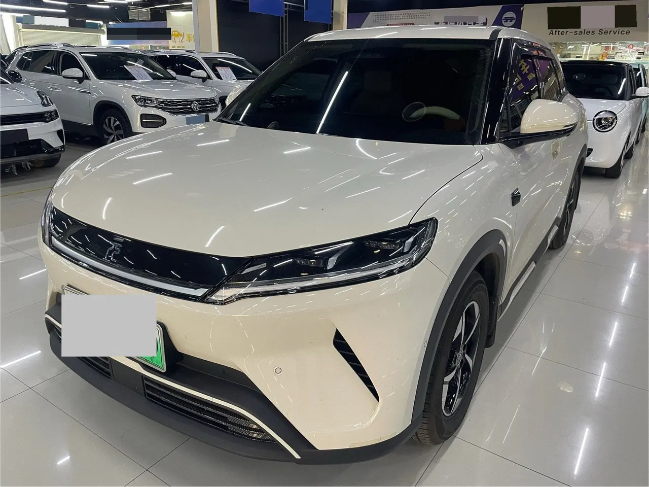 Open image lightbox: BYD 2025 Yuan UP Smart Driving 401KM Leading Automatic Gear