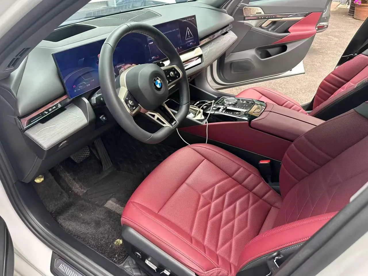BMW 5 series 2025 530Li 48V 2.0T exclusive m sports suit automatic gear 3