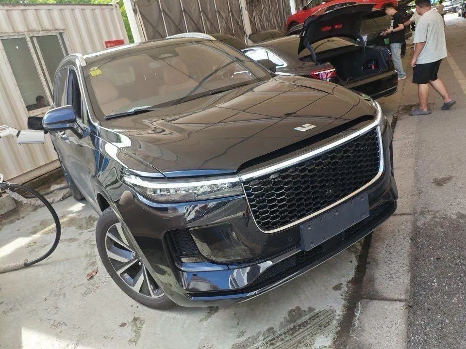 Li 2021 ONE 1.2T extended range 6-seat automatic gear 2