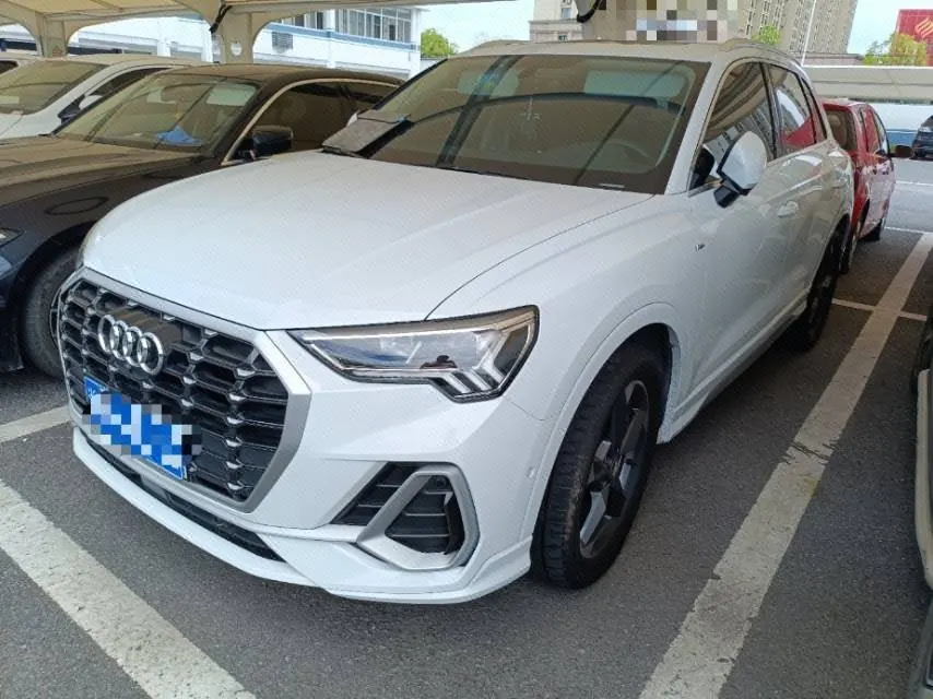 Open image lightbox: Audi 2021 Q3 1.4TFSI 35TFSI Fashion Dynamic Automatic