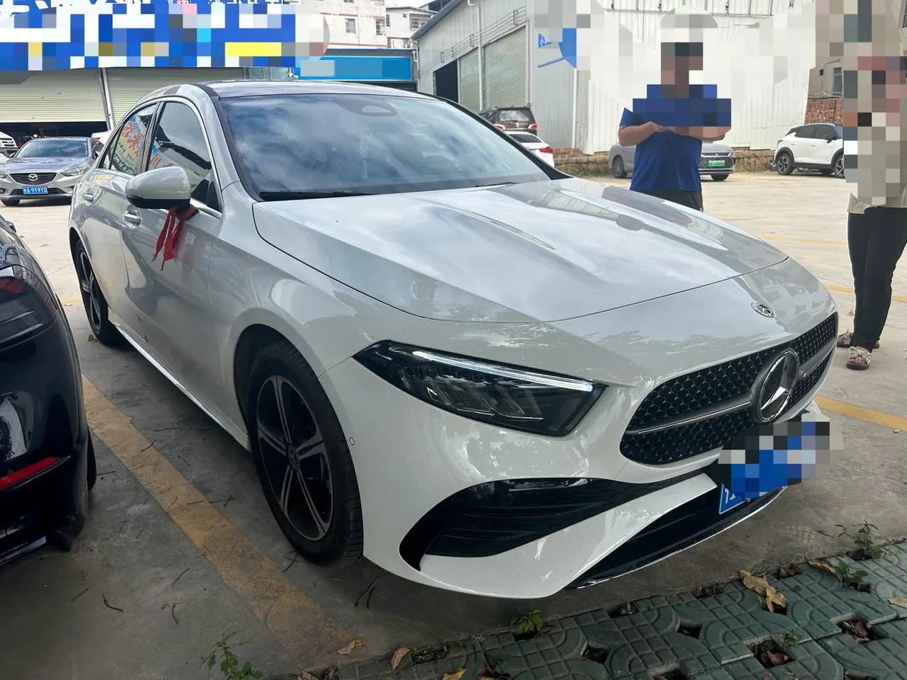 Mercedes Benz Class A 2025 A 200 L 1.3T Fashion Automatic Gear 3