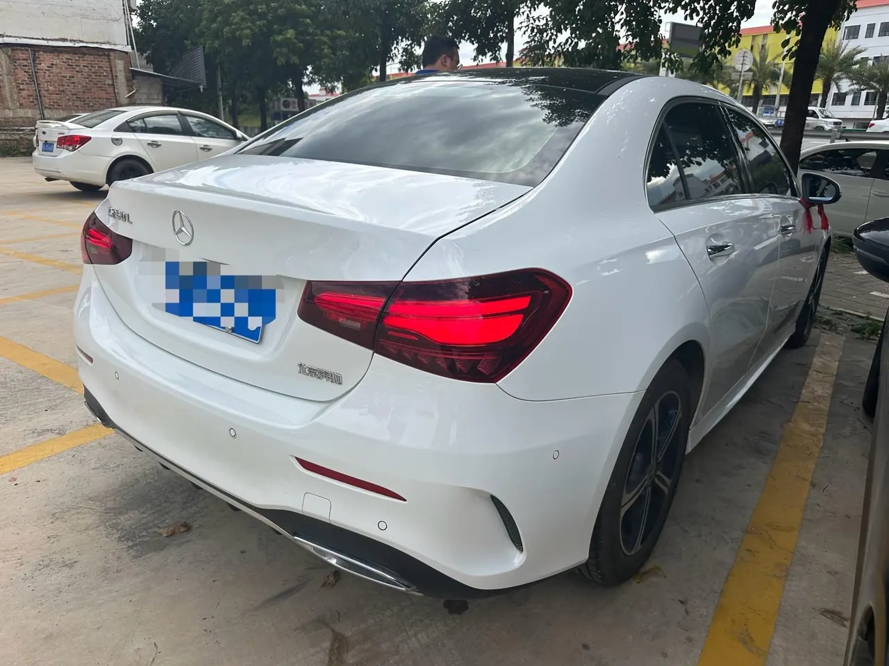 Mercedes Benz Class A 2025 A 200 L 1.3T Fashion Automatic Gear 6