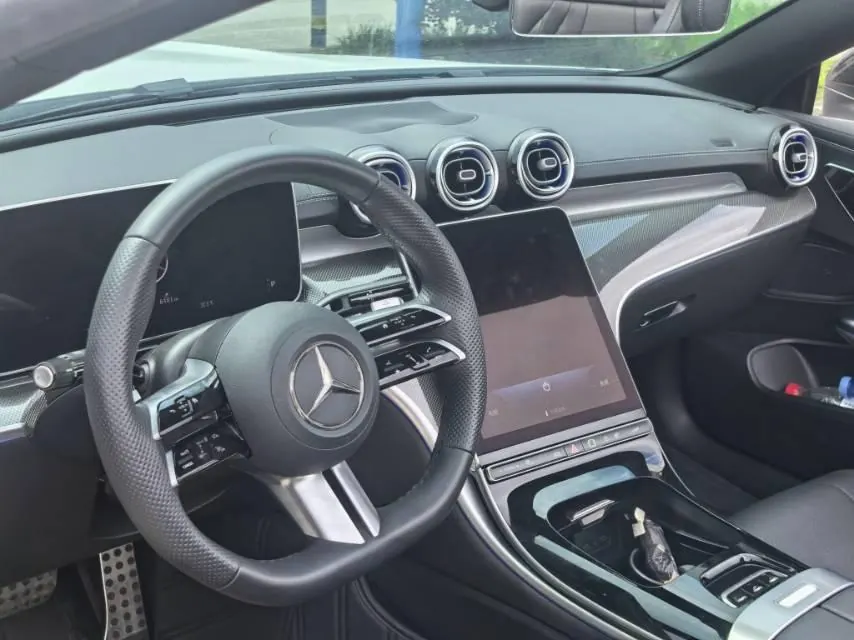 Mercedes Benz CLE (Imported) 2025 CLE 260 Cabriolet 48V 2.0T Automatic 3