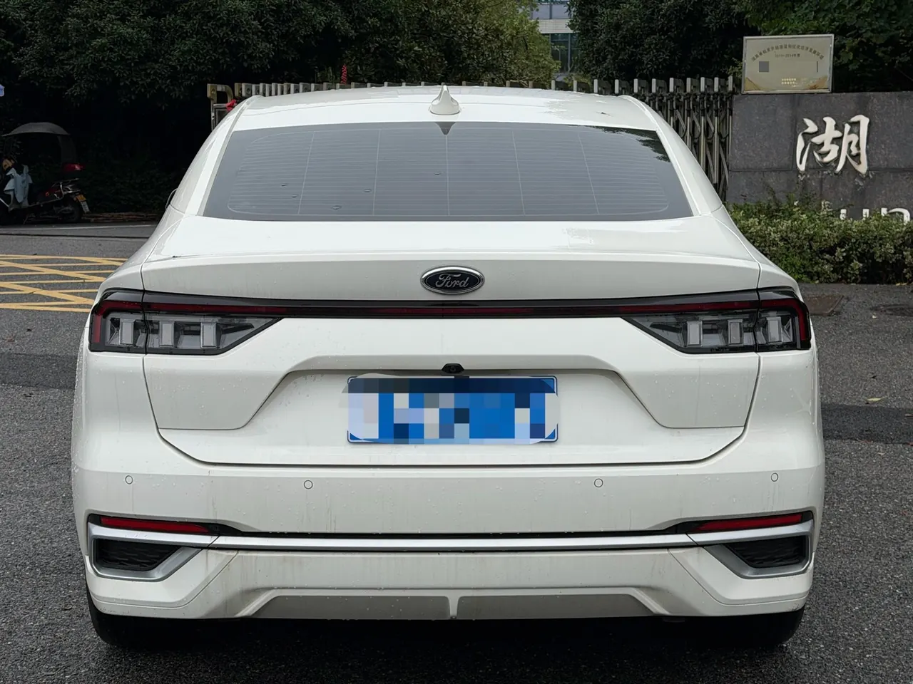 Ford 2025 Mondeo 2.0T EcoBoost Luxury Automatic 7
