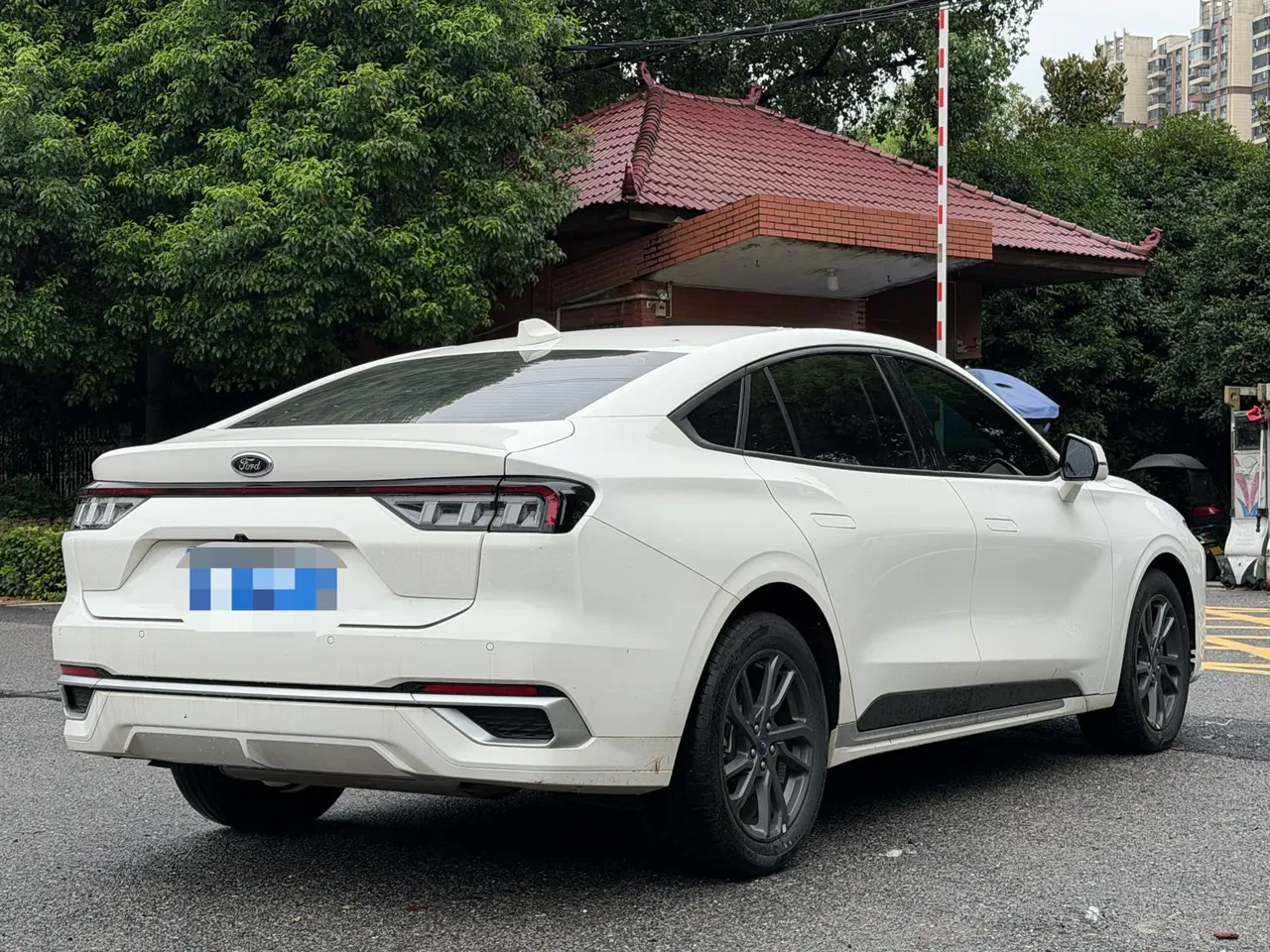 Ford 2025 Mondeo 2.0T EcoBoost Luxury Automatic 8