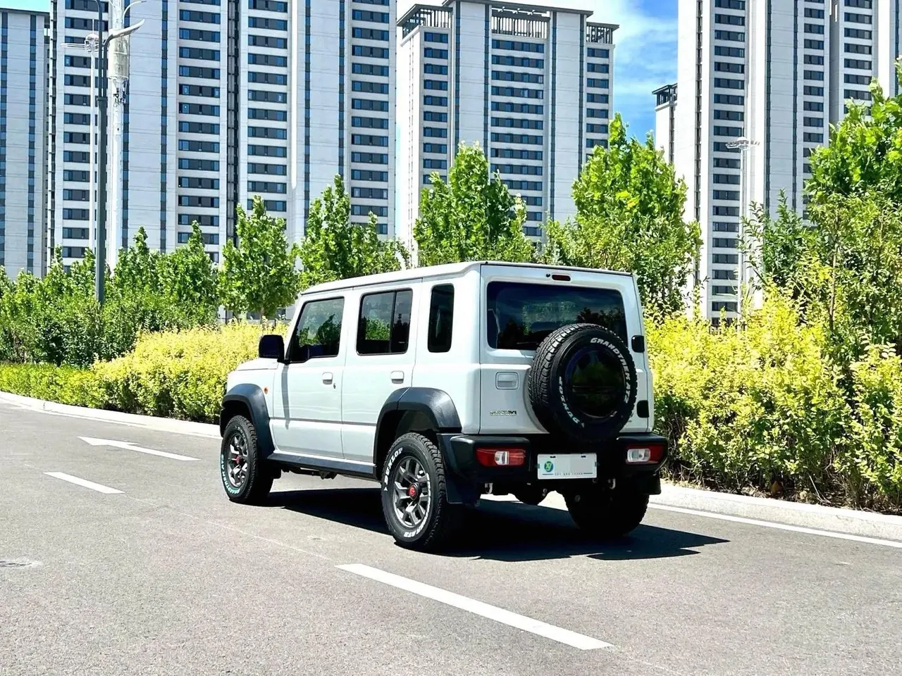 Suzuki Jimny (Imported) 2025 Jimny 1.5 Four-wheel Drive Automatic Gear 12