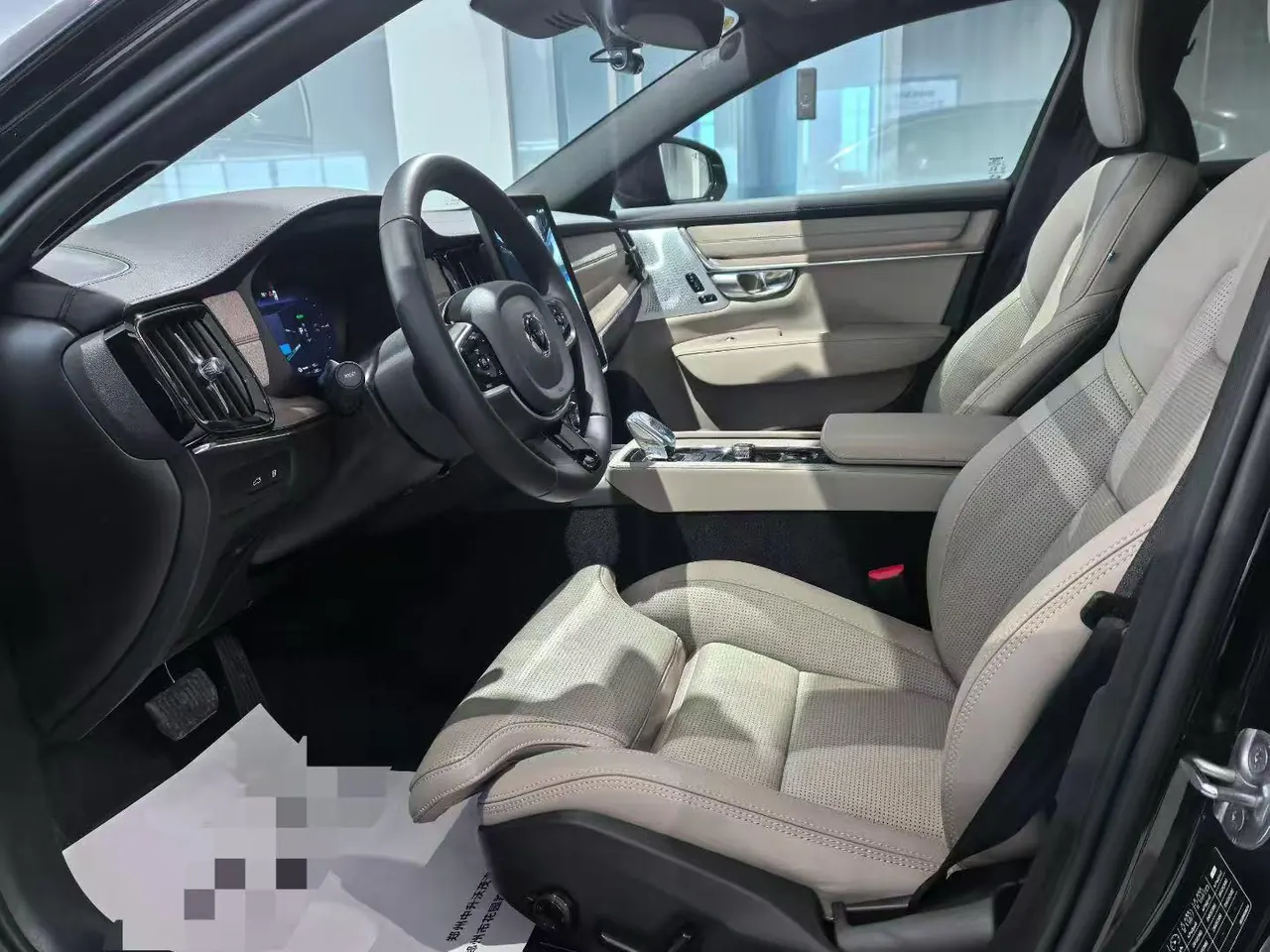 Volvo XC90 (Imported) 2025 XC90 RECHARGE 2.0T T8 Zhizun Deluxe Edition 7-seat (Modified) Automatic Gear 4